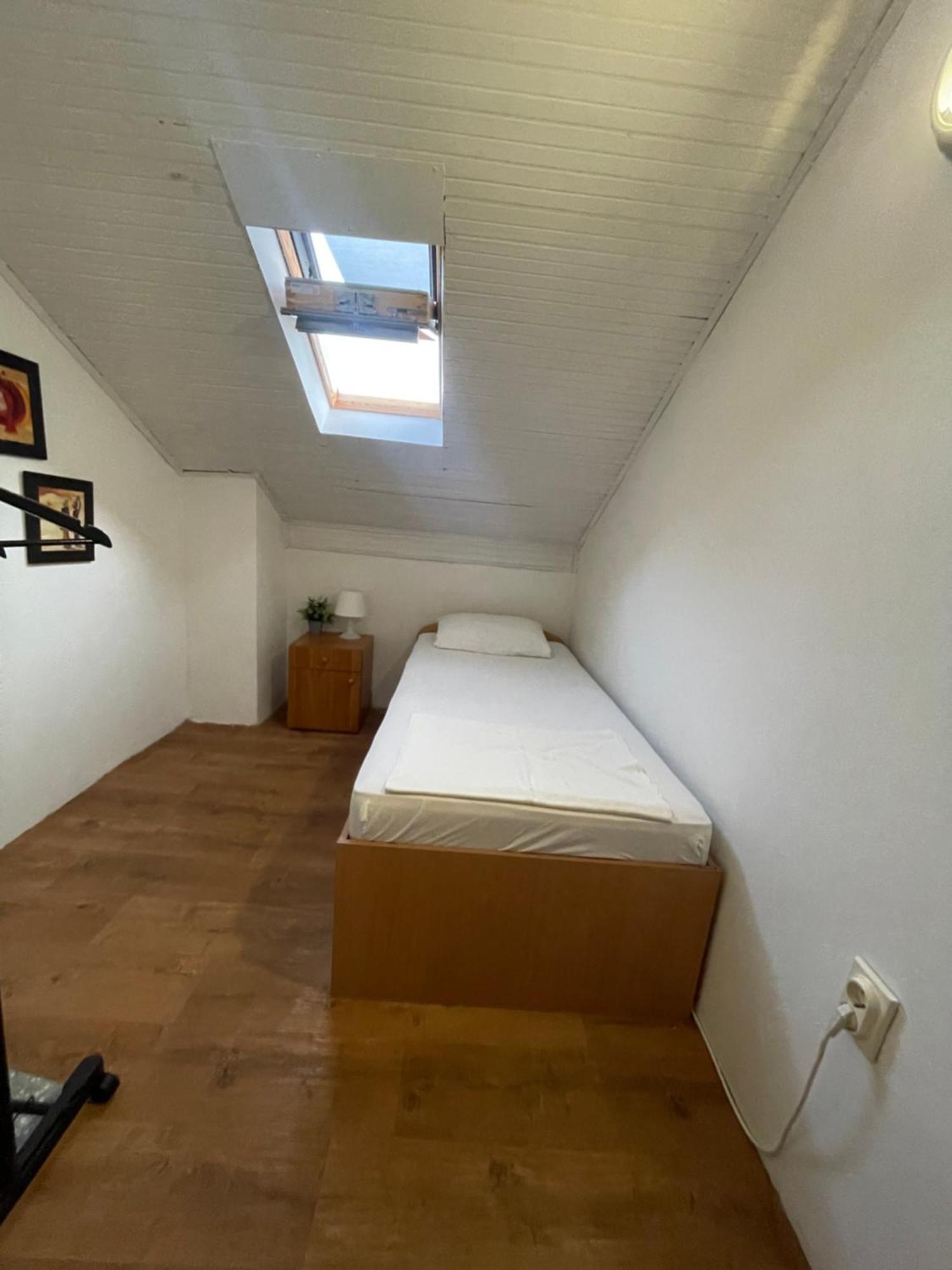 Vuko I Magdalena Midzor Appartement Petrovac Buitenkant foto