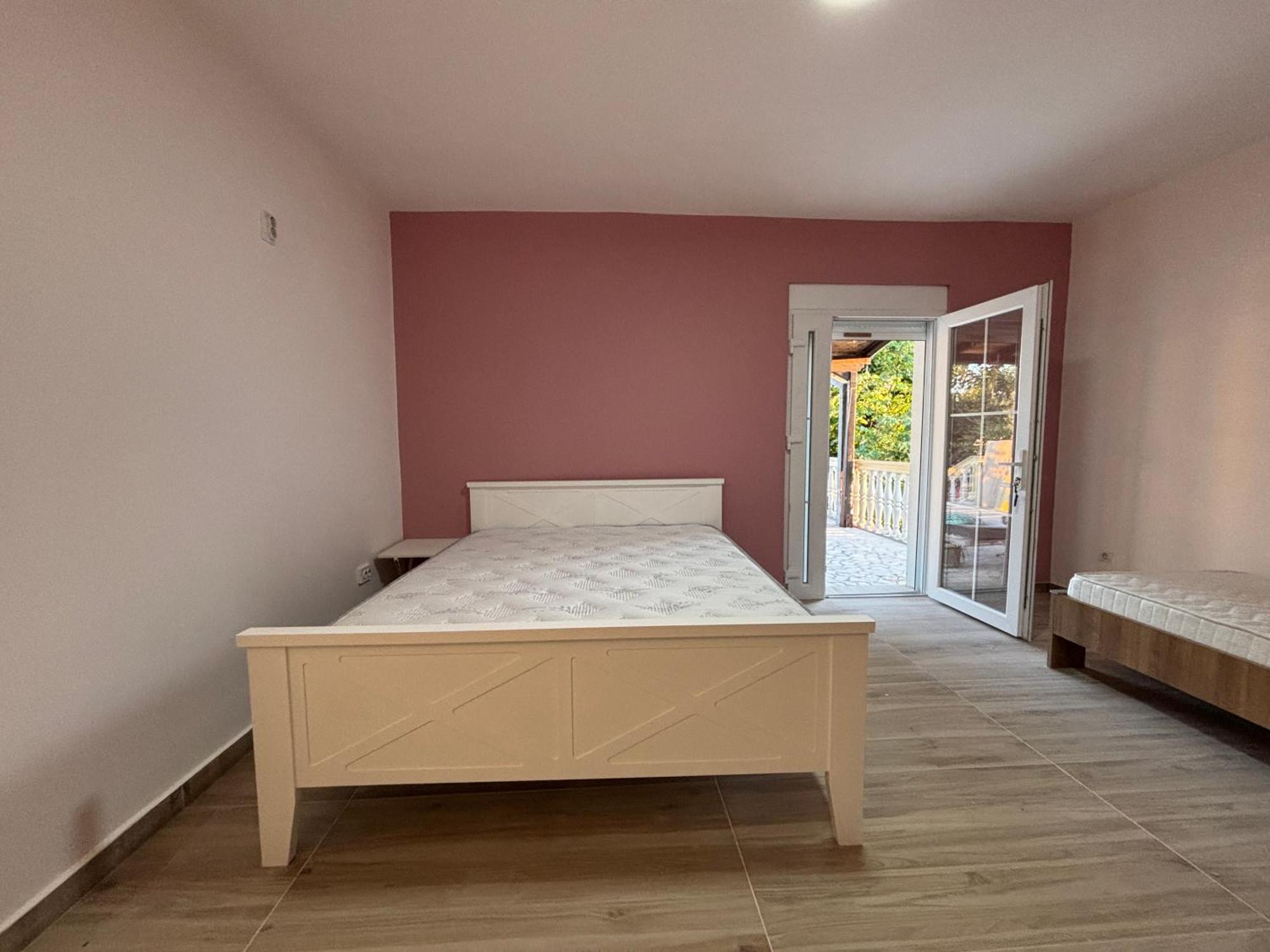 Vuko I Magdalena Midzor Appartement Petrovac Buitenkant foto