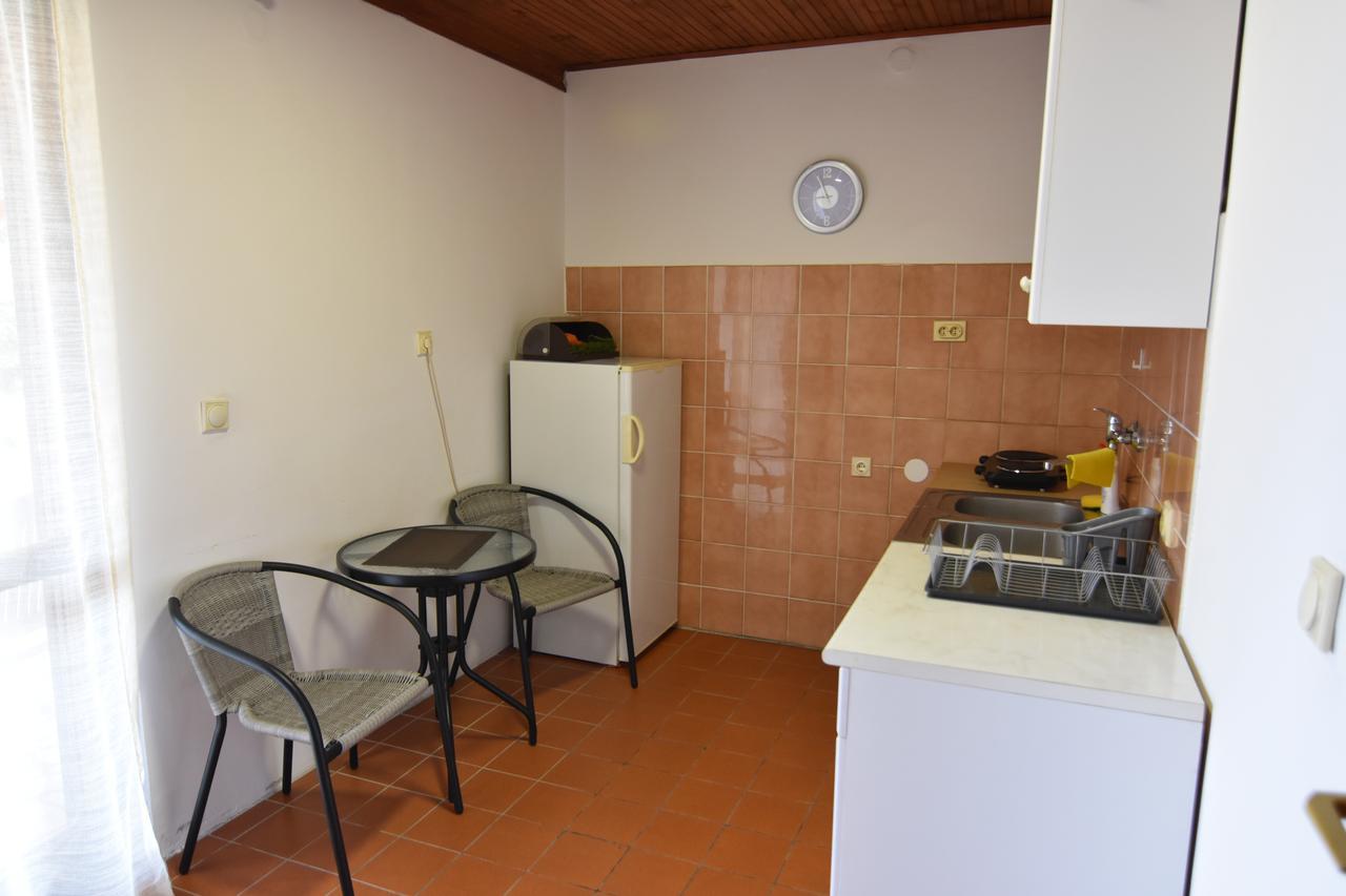 Vuko I Magdalena Midzor Appartement Petrovac Buitenkant foto