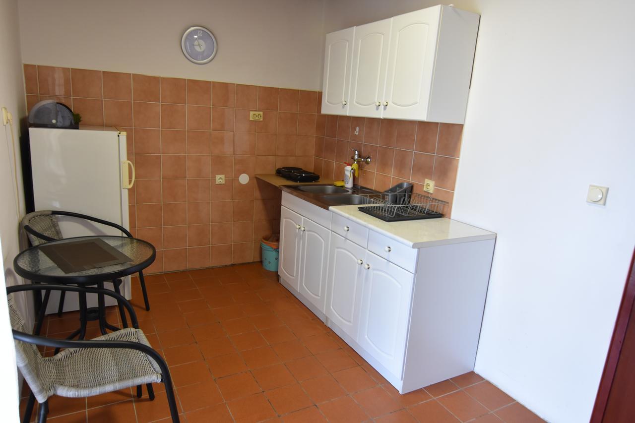 Vuko I Magdalena Midzor Appartement Petrovac Buitenkant foto